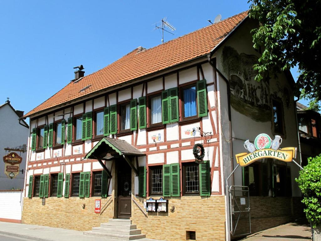 Hotel Gasthaus Zum Loewen à Francfort-sur-le-Main Extérieur photo